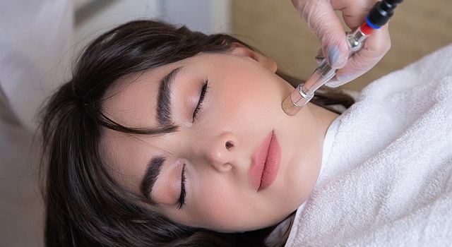 میکرودرم ابریژن چیست و چه کاربردی دارد؟